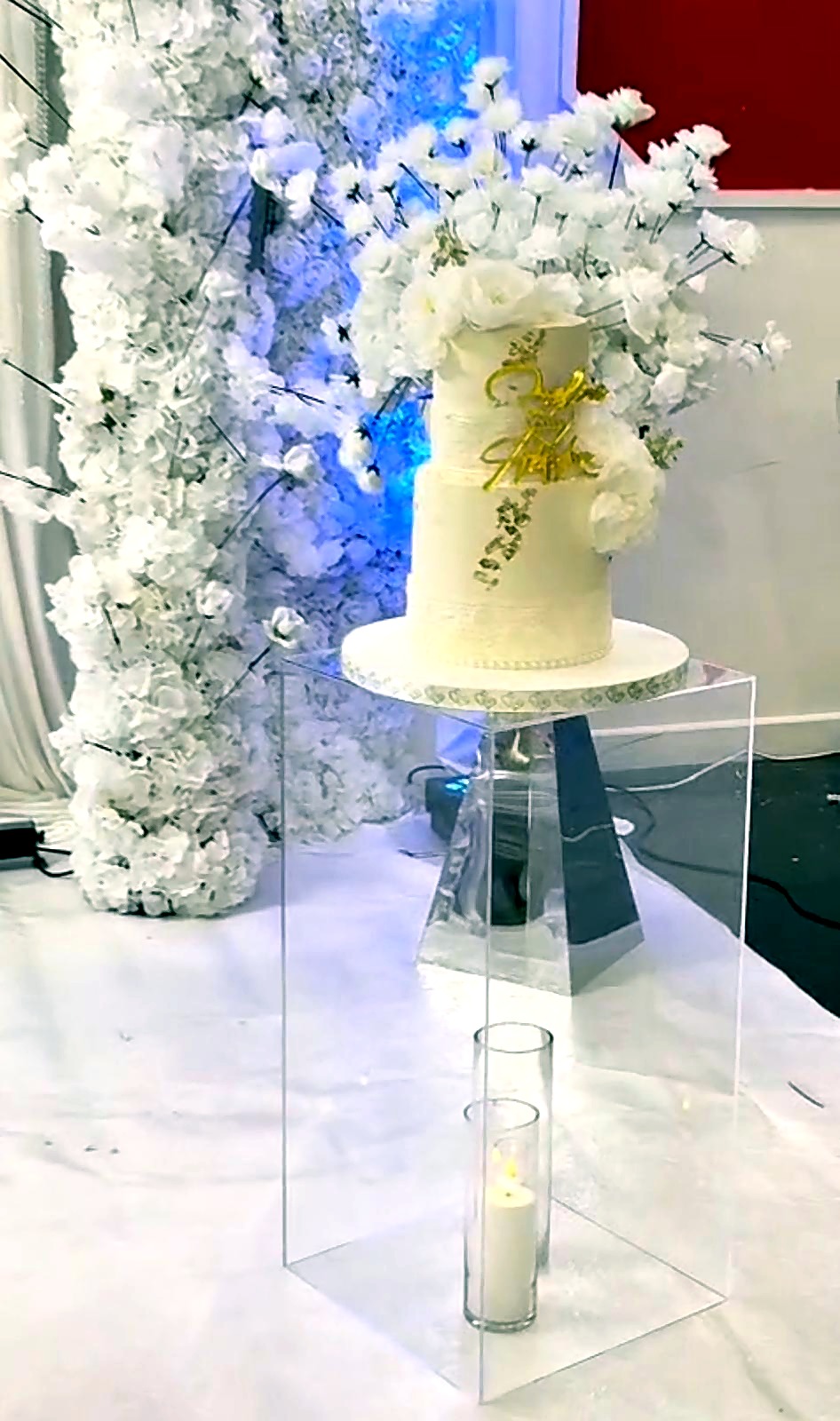 Wedding cake display